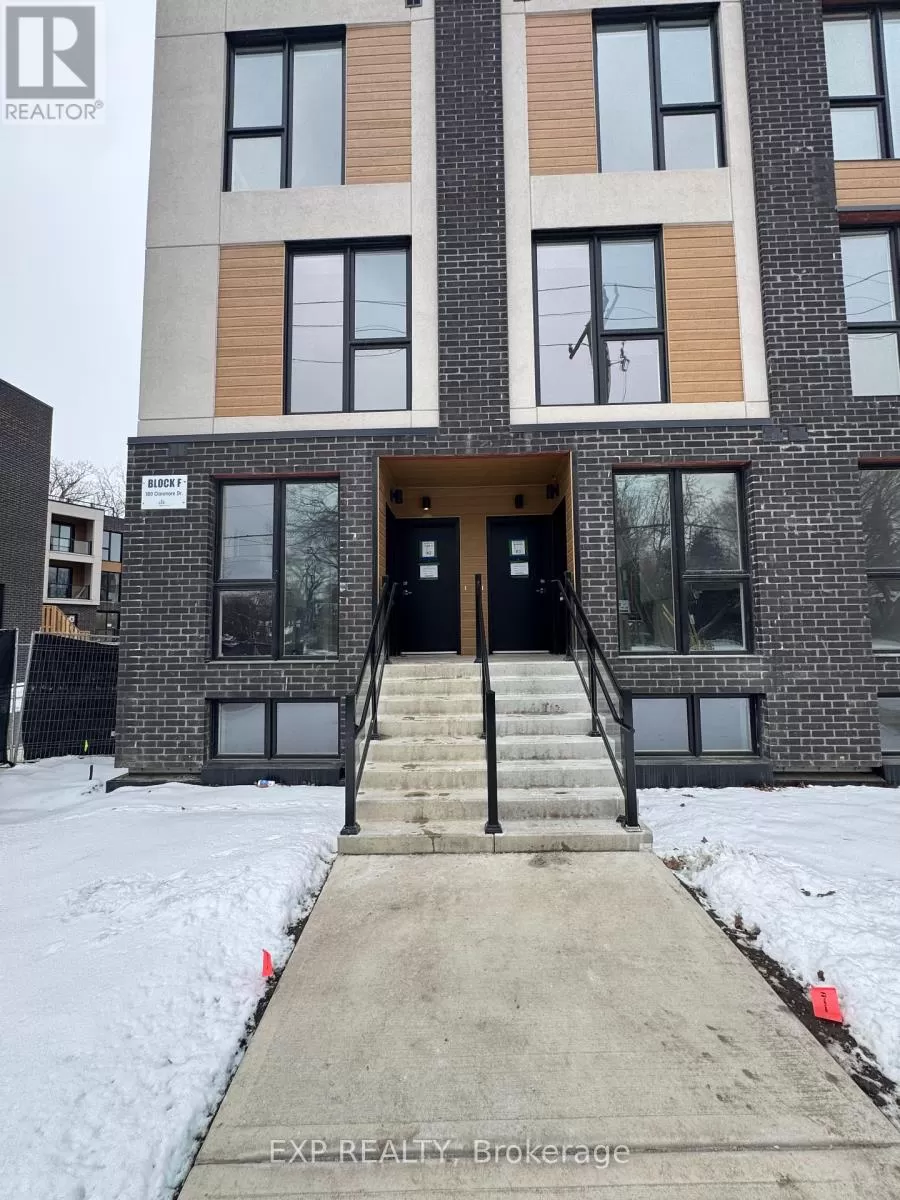 Row / Townhouse for rent: 1 - 180 Clonmore Drive, Toronto, Ontario M1N 1Y1