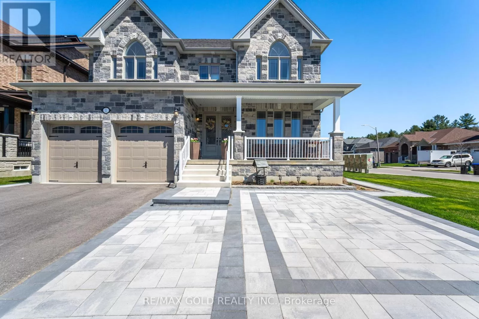 House for rent: 1 Wood Crescent, Essa, Ontario L0M 1B5