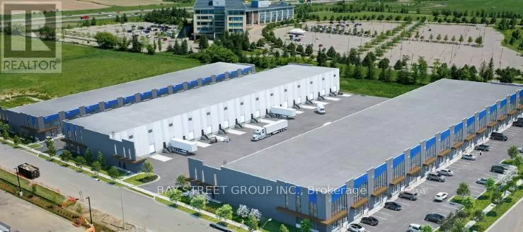Warehouse for rent: 10 - 135 Addison Hall Circle, Aurora, Ontario L4G 7C7