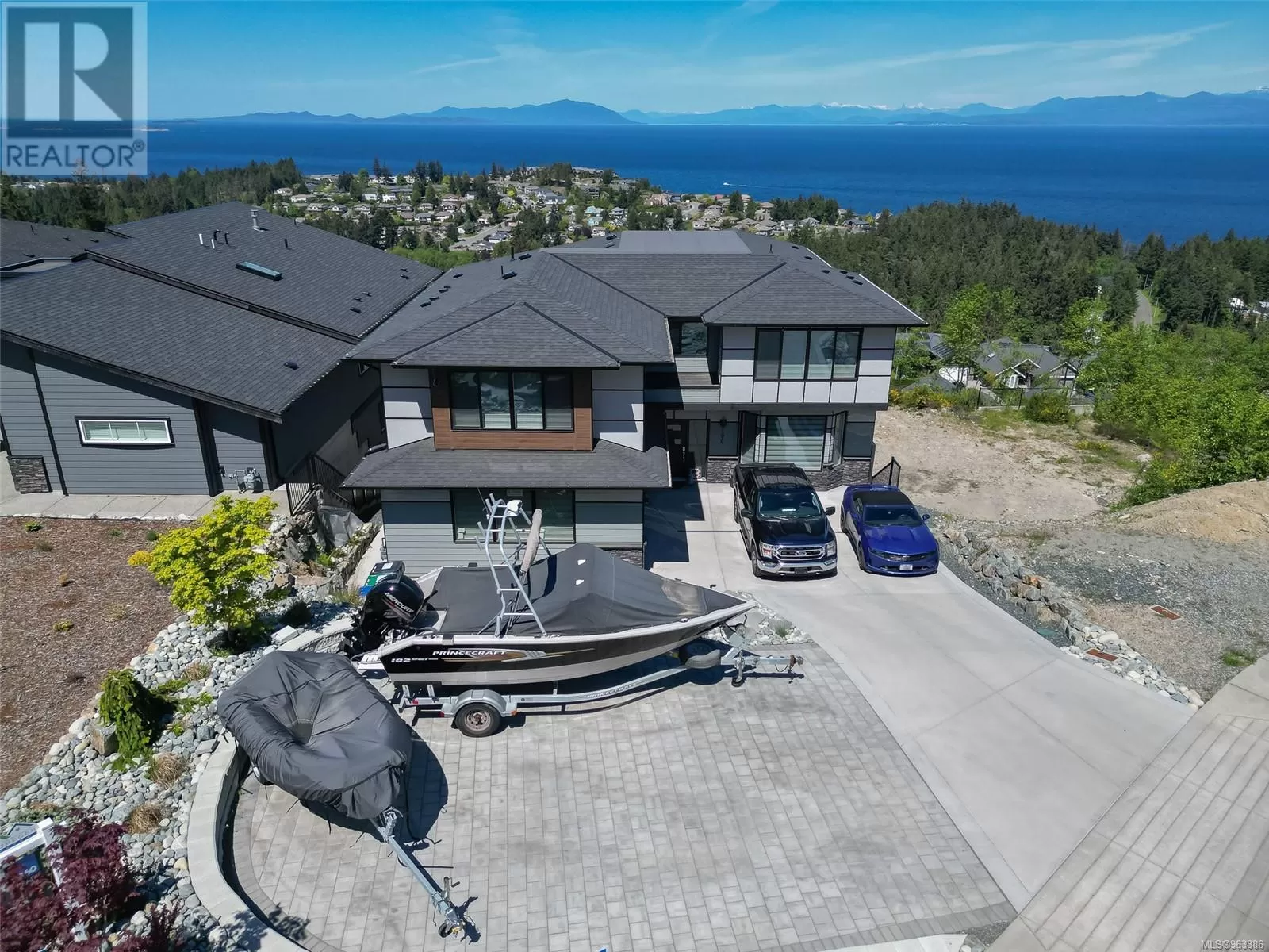 House for rent: 100 Abalone Pl, Nanaimo, British Columbia V9T 0L3