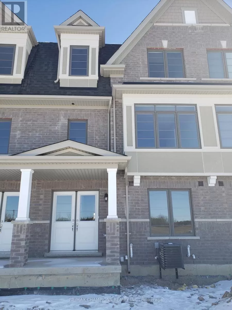 Row / Townhouse for rent: 100 Fruitvale Circle, Brampton, Ontario L7A 5B9