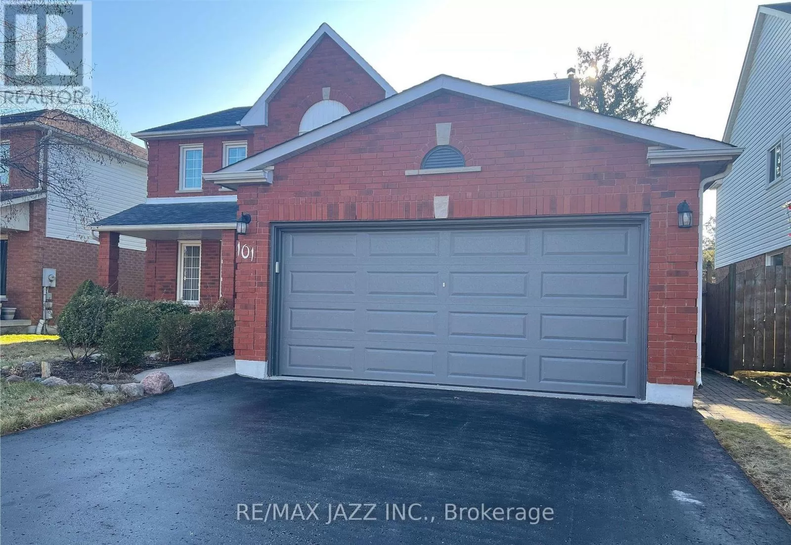 House for rent: 101 Glenabbey Drive, Clarington, Ontario L1E 2B6