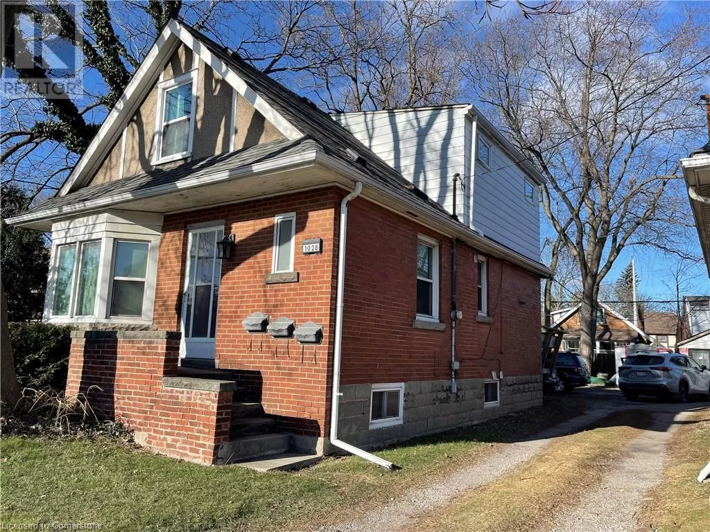 House for rent: 1028 Main Street W, Hamilton, Ontario L8S 1B2