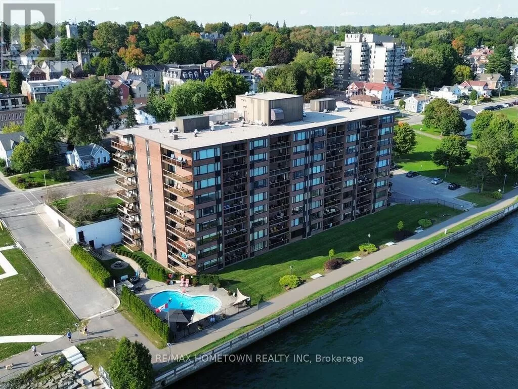 Apartment for rent: 103 - 55 Water Street E, Brockville, Ontario K6V 1A3