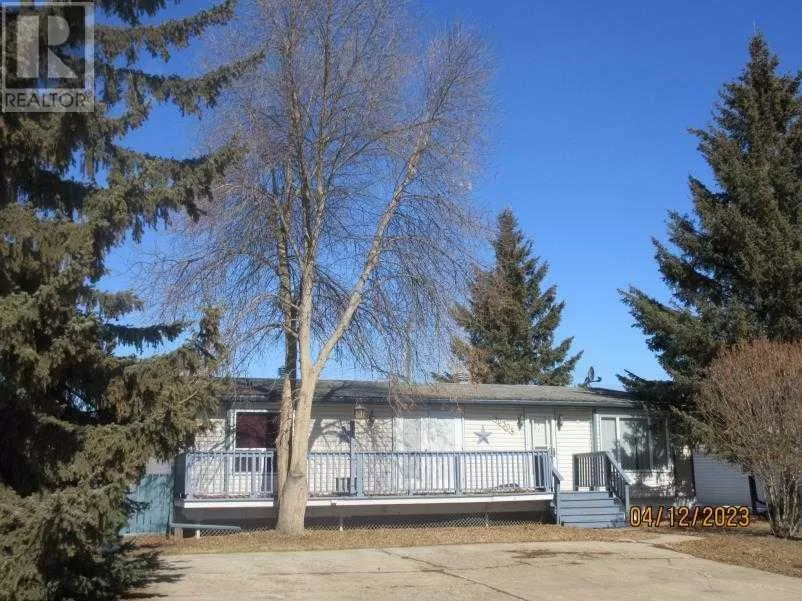 House for rent: 10304 99 Avenue, High Level, Alberta T0H 1Z0