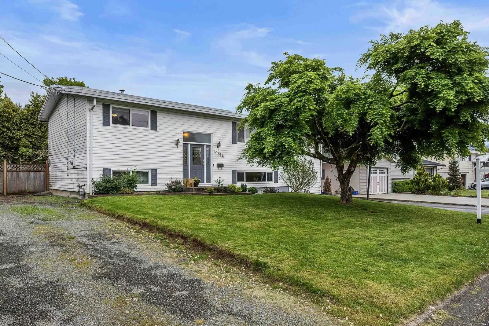 House for rent: 10314 Grant Street, Chilliwack, British Columbia V2P 5X3