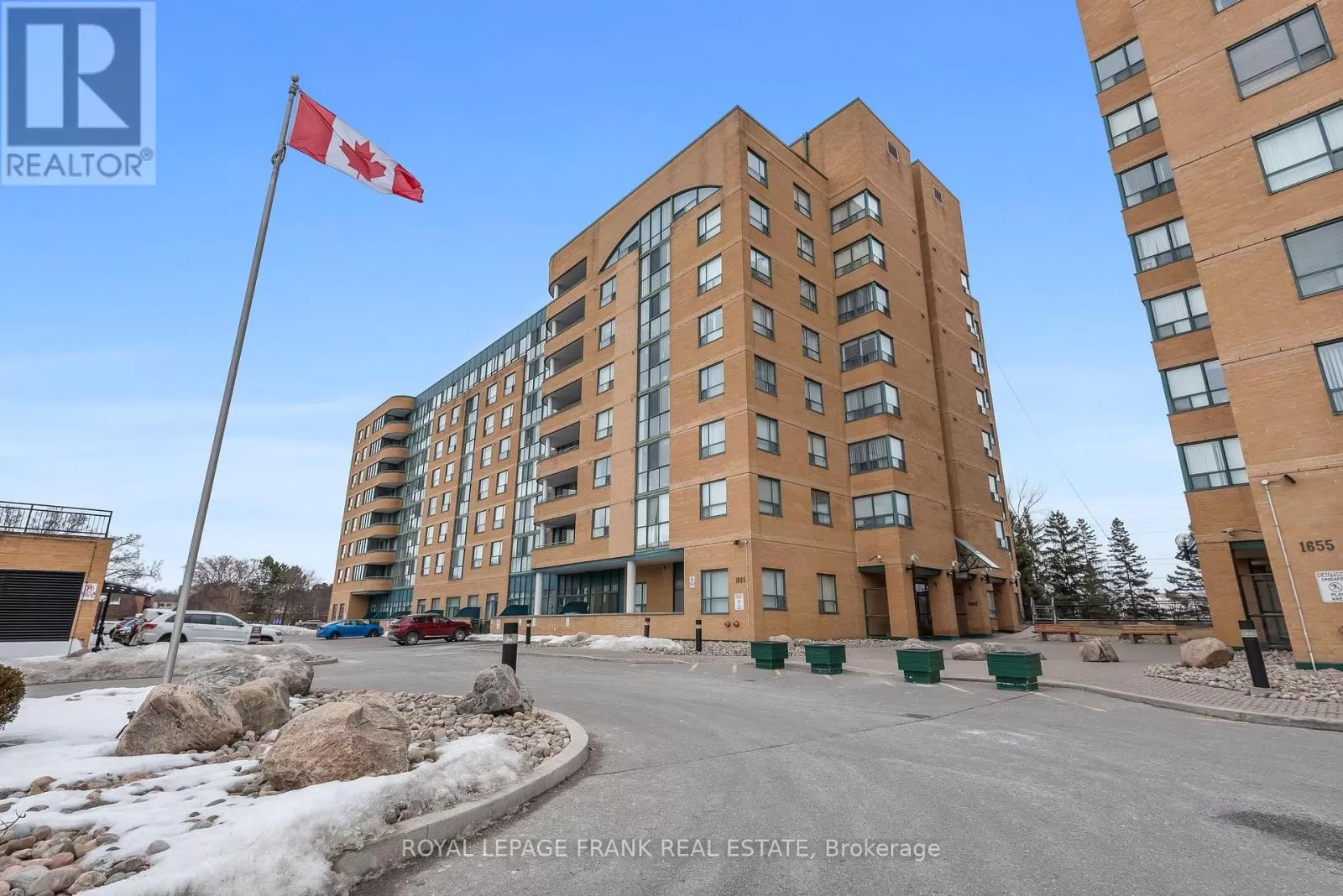 Apartment for rent: 104 - 1665 Pickering Parkway, Pickering, Ontario L1V 6L4