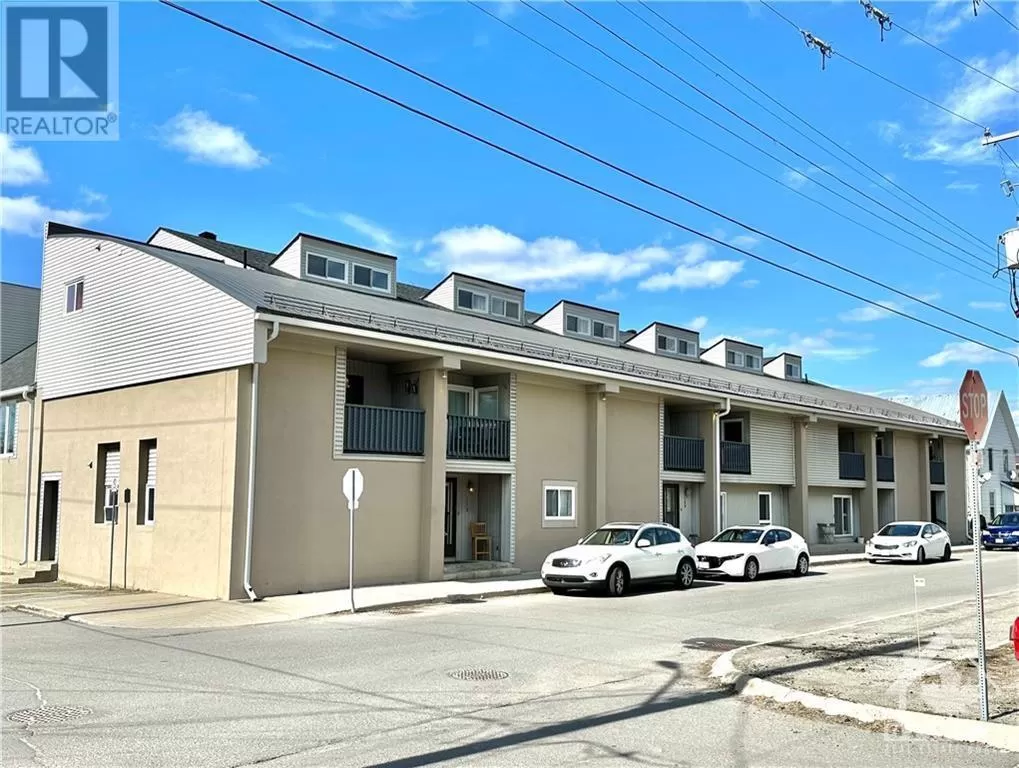 Apartment for rent: 105 Asa Street Unit#208, Kemptville, Ontario K0G 1J0