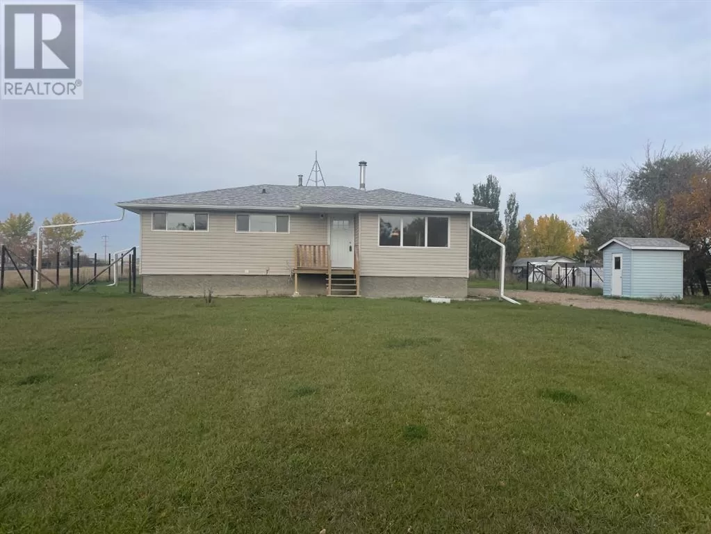 House for rent: 106 181057 Hwy 873, Rural Newell, County of, Alberta T1R 0A1