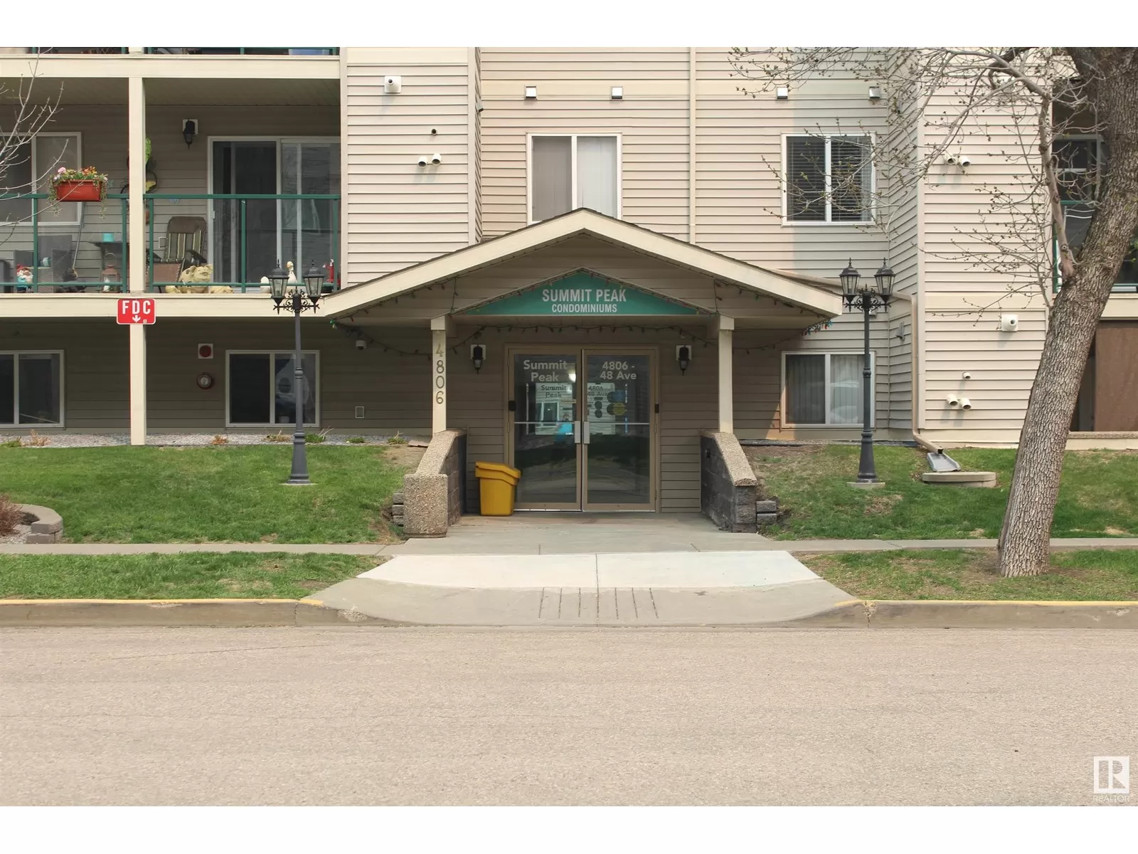 Apartment for rent: #107 4806 48 Av, Leduc, Alberta T9E 8S2
