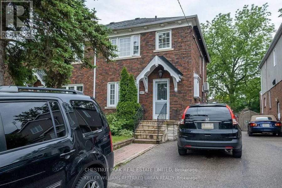 House for rent: 107 Divadale Drive, Toronto, Ontario M4G 2P3