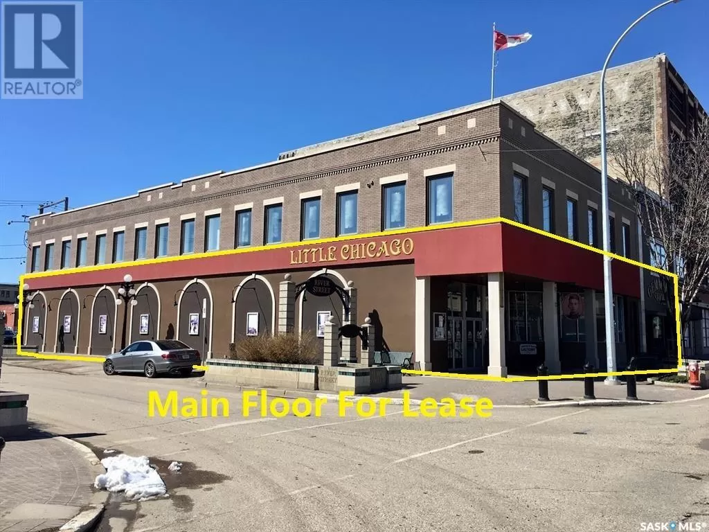 Retail for rent: 108 Main Street N, Moose Jaw, Saskatchewan S6H 3J7