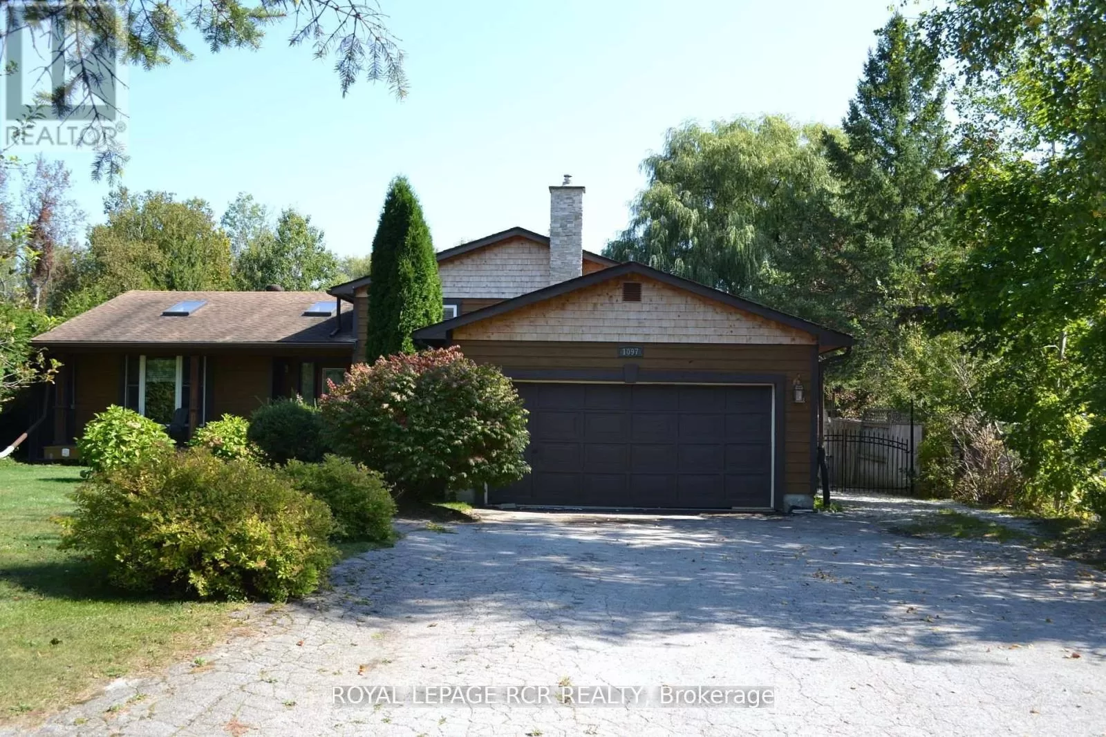 House for rent: 1097 Ferrier Avenue, Innisfil, Ontario L0L 1W0