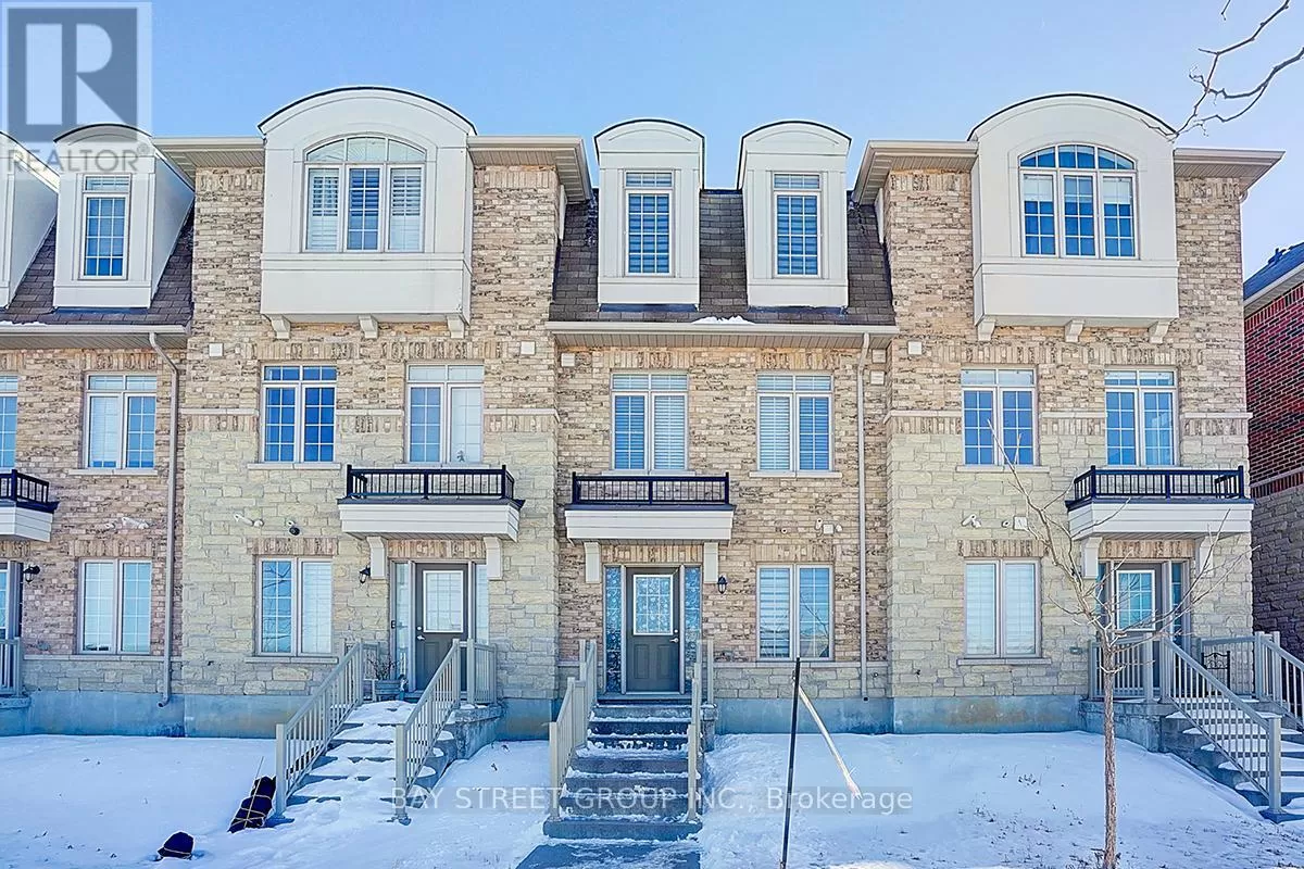 Row / Townhouse for rent: 10981 Woodbine Avenue, Markham, Ontario L6C 0X4