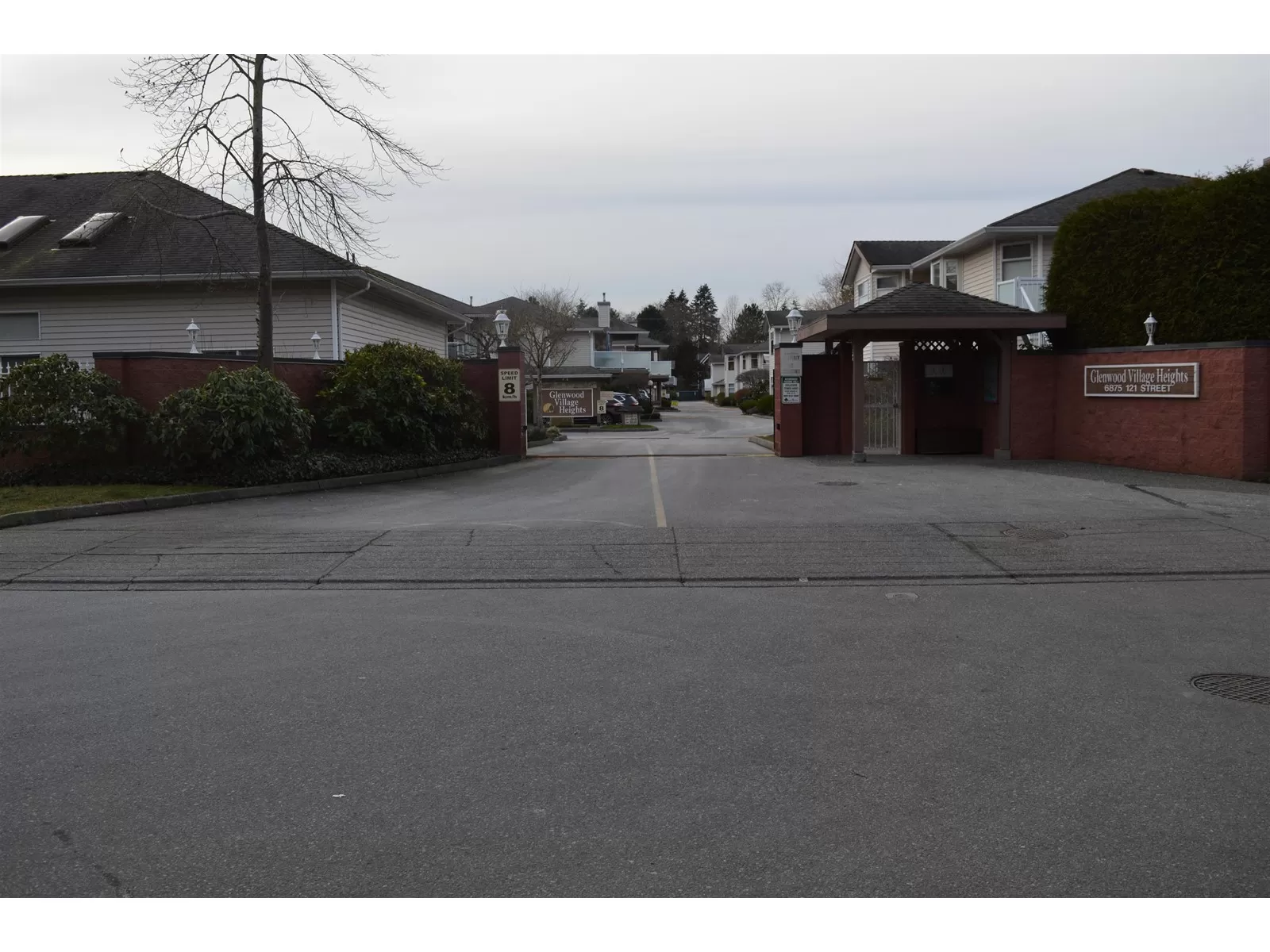 Row / Townhouse for rent: 114 6875 121 Street, Surrey, British Columbia V3W 1C2