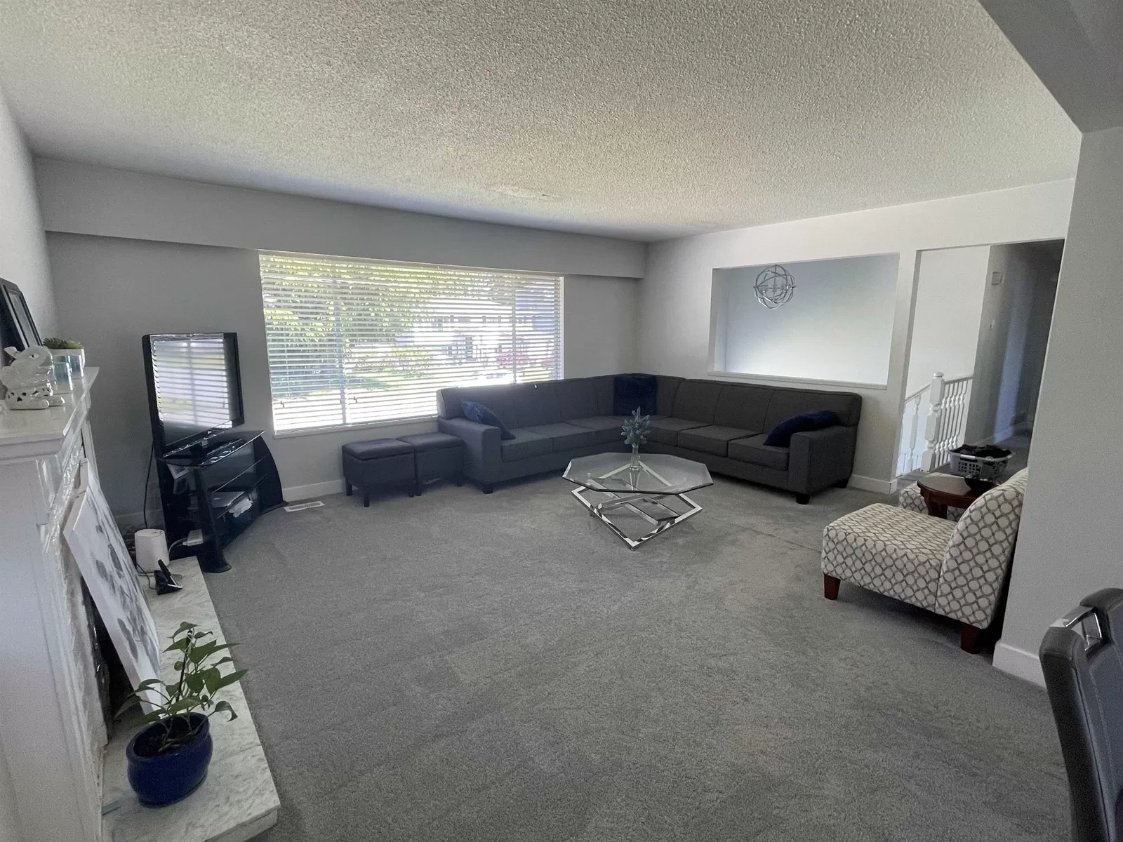 House for rent: 11402 72a Avenue, Delta, British Columbia V4C 1A6