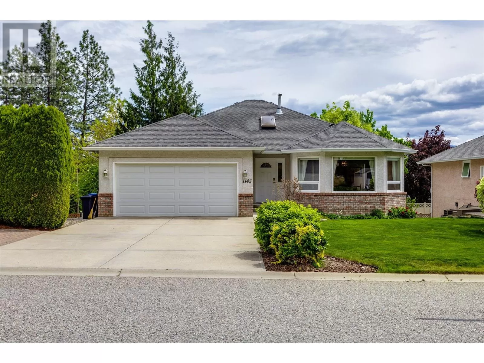 House for rent: 1145 Caledonia Way, West Kelowna, British Columbia V1Z 3N7
