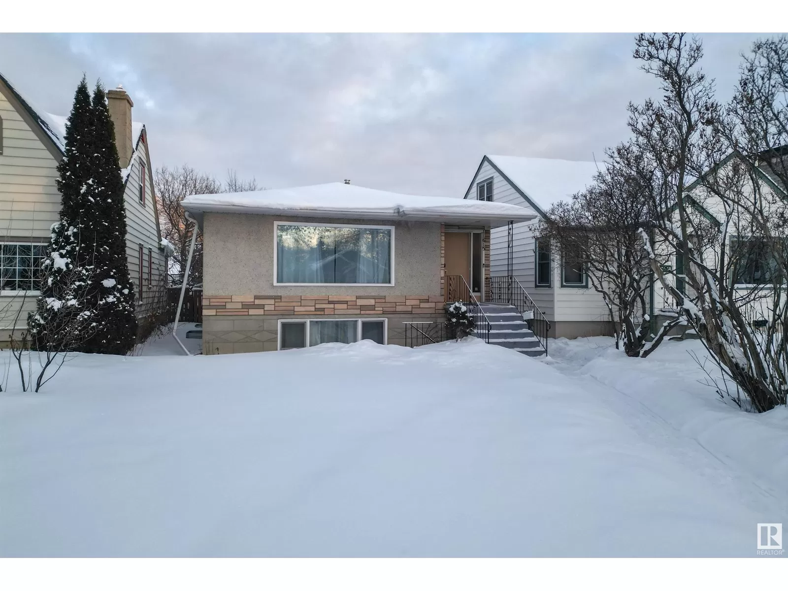 House for rent: 11615 88 St Nw, Edmonton, Alberta T5B 3R5