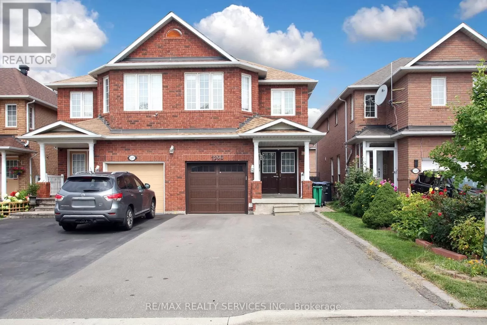 House for rent: 1203 Prestonwood Crescent, Mississauga, Ontario L5V 2V4