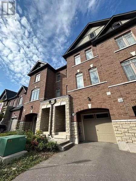 Row / Townhouse for rent: 121 Gordon Circle, Newmarket, Ontario L3Y 0C9