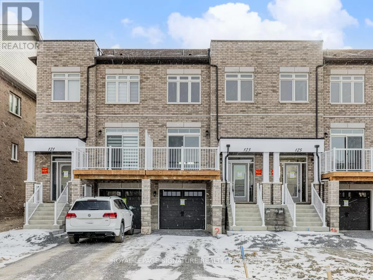 Row / Townhouse for rent: 123 Seguin Street, Richmond Hill, Ontario L4E 1N2