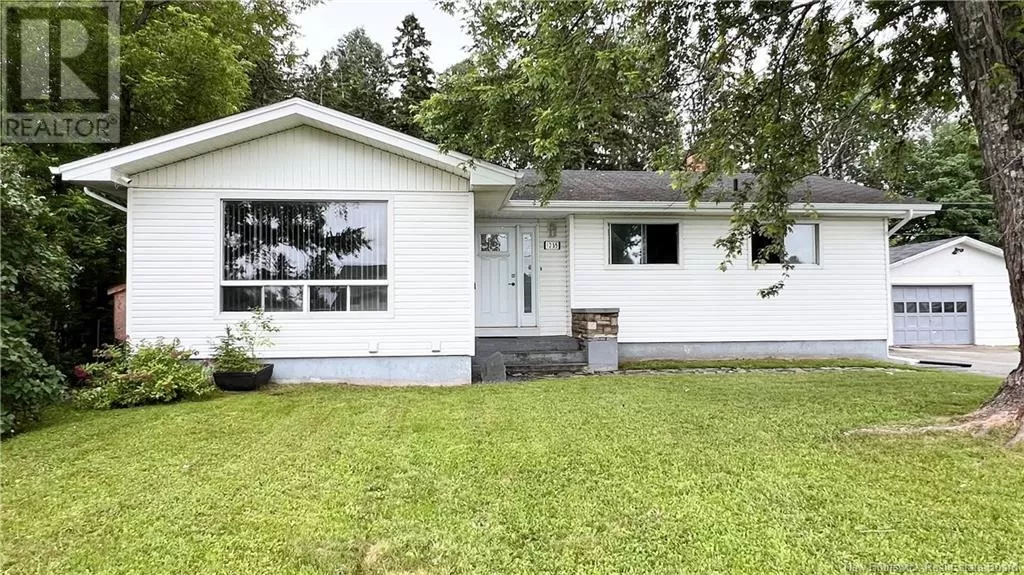 House for rent: 1235 Vanier, Bathurst, New Brunswick E2A 3N6