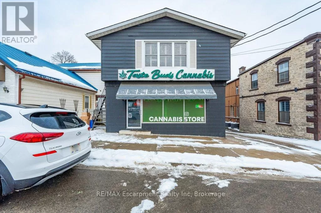 Residential Commercial Mix for rent: 126 Main Street S, Guelph/Eramosa, Ontario N0B 2K0