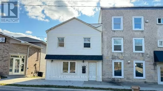 Triplex for rent: 1260 King Street E, Cambridge, Ontario N3H 3P8