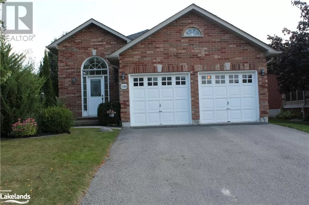 House for rent: 1296 Gina Street, Innisfil, Ontario L9S 1T1