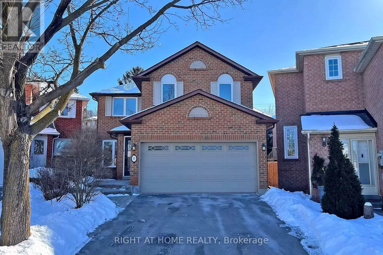 House for rent: 13 Kilbarry Court, Richmond Hill, Ontario L4C 6M8