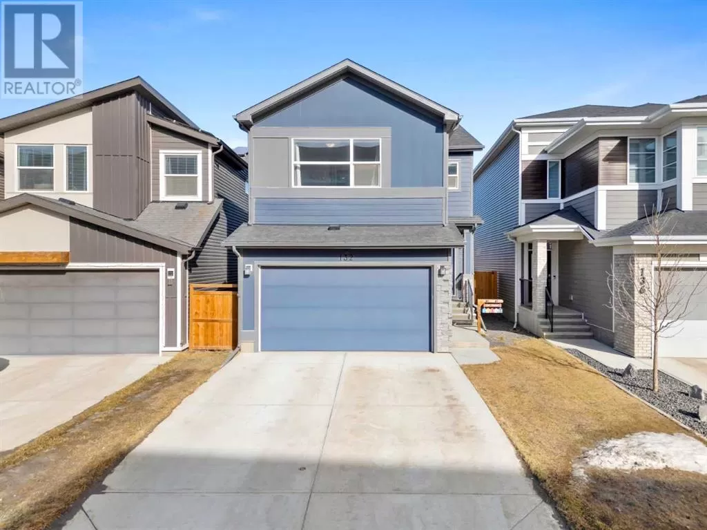 House for rent: 132 Wolf Hollow Crescent Se, Calgary, Alberta T2X 1T8