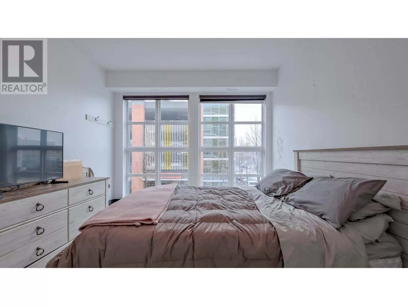 Apartment for rent: 1331 Ellis Street Unit# 204, Kelowna, British Columbia V1Y 1Z9