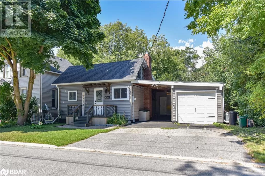 House for rent: 134 Victoria Street, Orillia, Ontario L3V 2W2