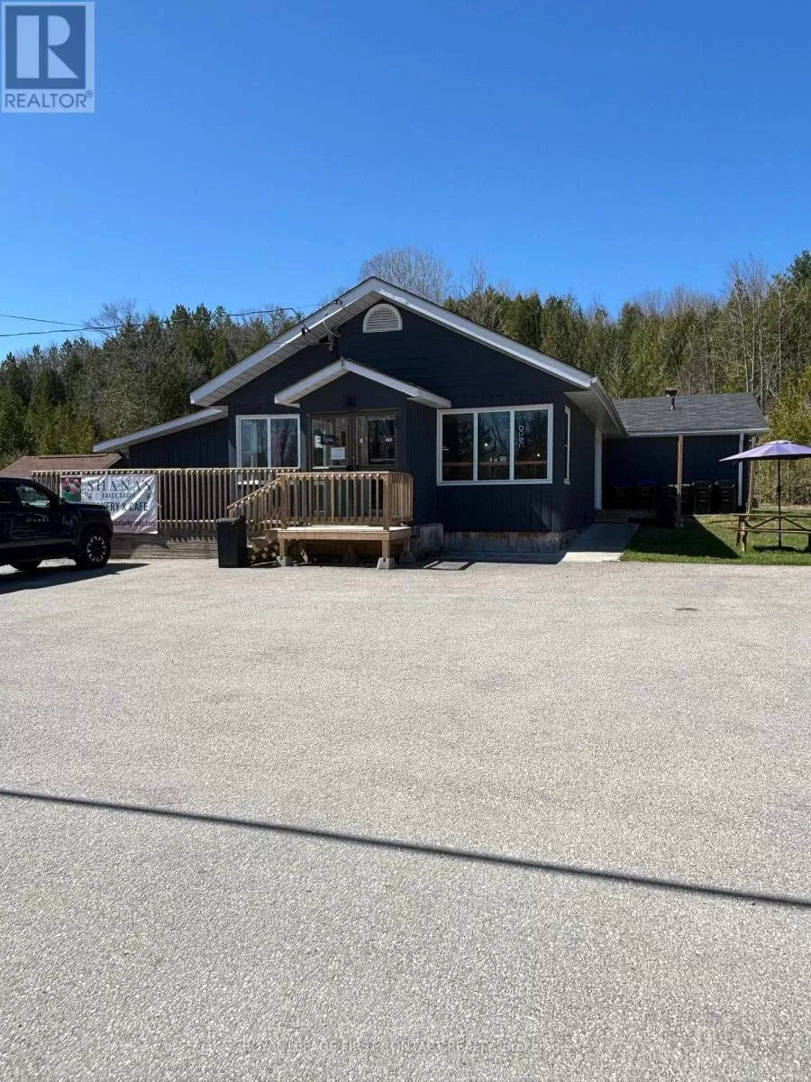 Other for rent: 14458 12 Road, Tay, Ontario L0K 2A0
