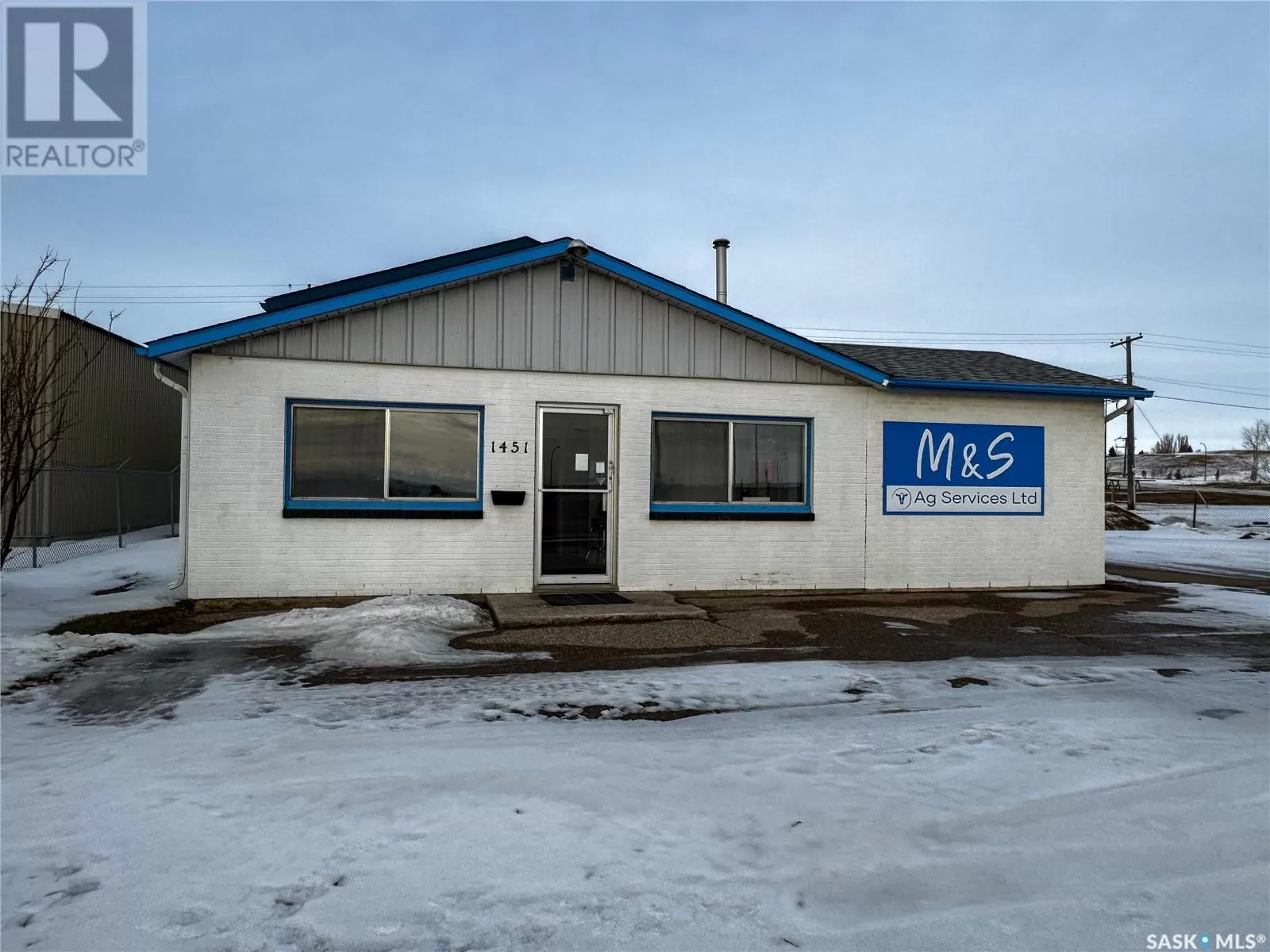 1451 North Service Road W, Swift Current, Saskatchewan S9H 3S9