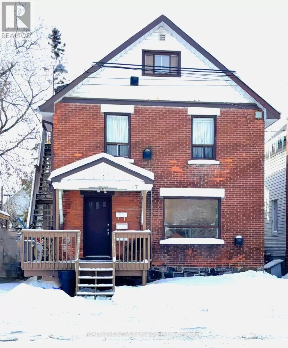 Multi-Family for rent: 147 Second Avenue E, North Bay, Ontario P1B 1L3