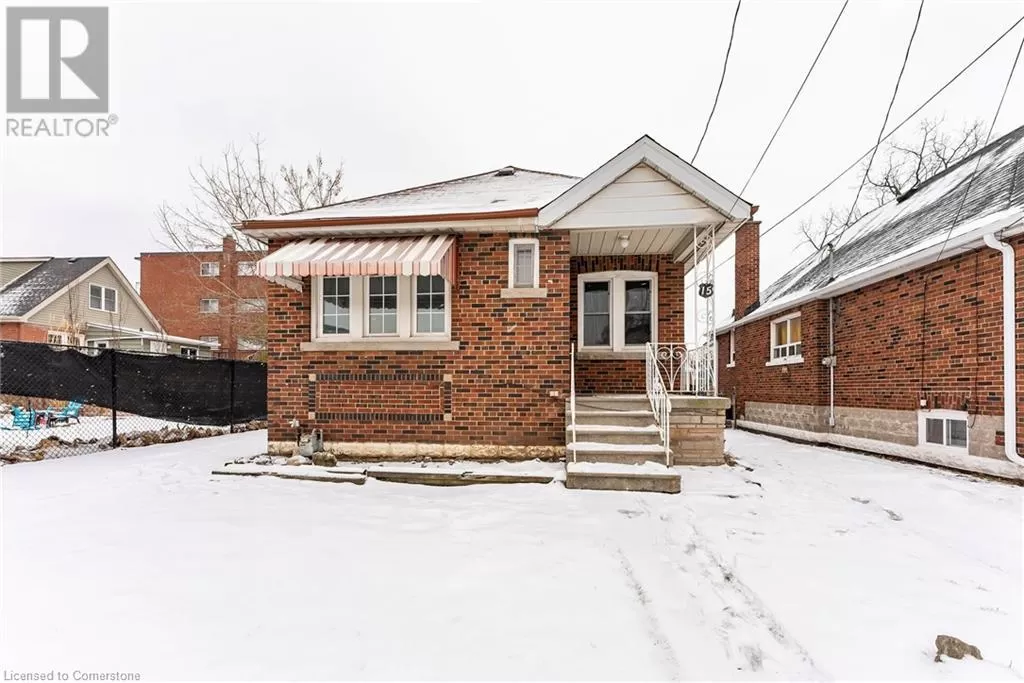 House for rent: 15 East 12th Street, Hamilton, Ontario L9A 3X2