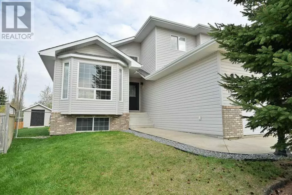 House for rent: 15 Pritchard Close, Sylvan Lake, Alberta T4S 1W3