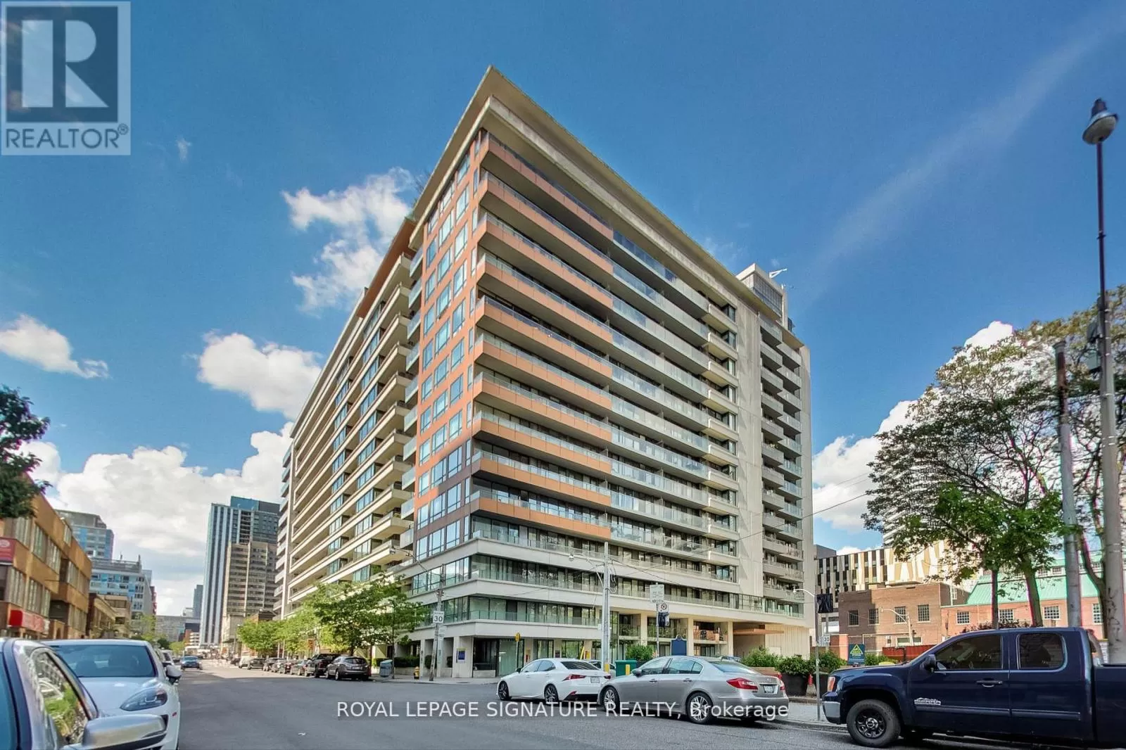 Apartment for rent: 1502 - 111 Elizabeth Street, Toronto, Ontario M5G 1P7