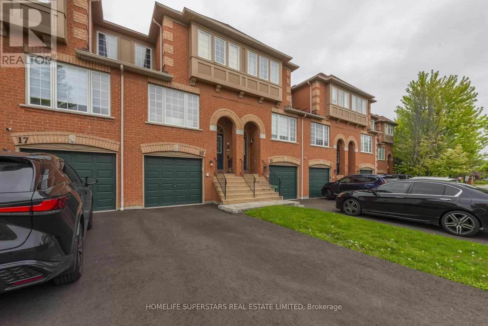 Row / Townhouse for rent: 16 - 3020 Cedarglen Gate S, Mississauga, Ontario L5C 4S7