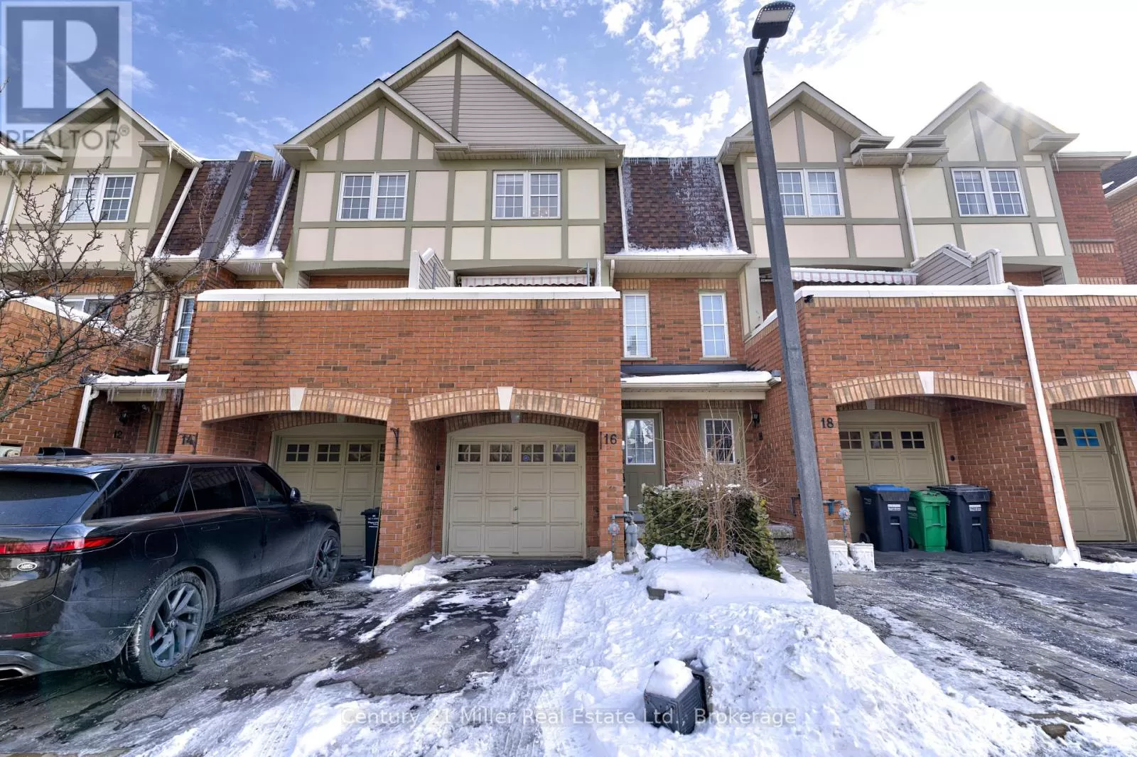 Row / Townhouse for rent: 16 - 3030 Breakwater Court, Mississauga, Ontario L5B 4N5