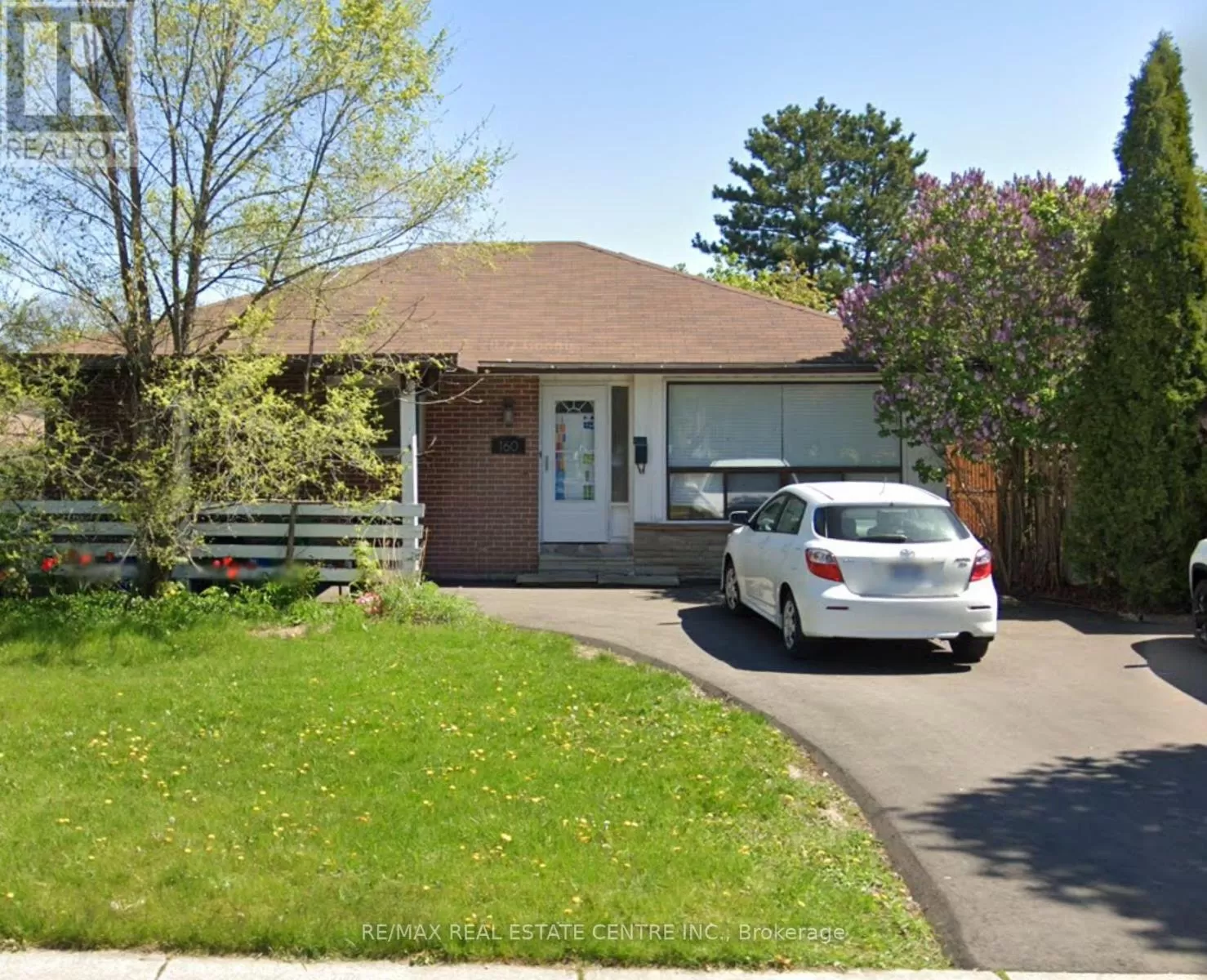 Other for rent: 160 Mcmurchy Avenue S, Brampton, Ontario L6Y 1Y9