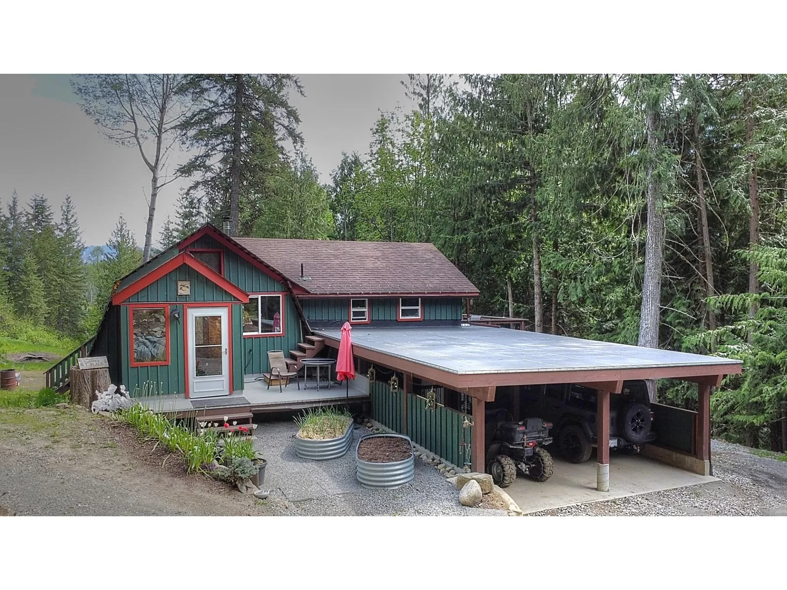 House for rent: 1608 Zwicky Road, Kaslo, British Columbia V0G 1M0