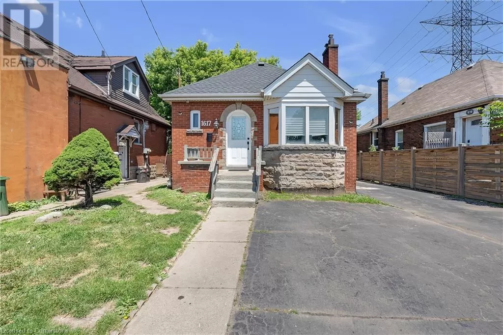 House for rent: 1617 Main Street E, Hamilton, Ontario L8H 1C4