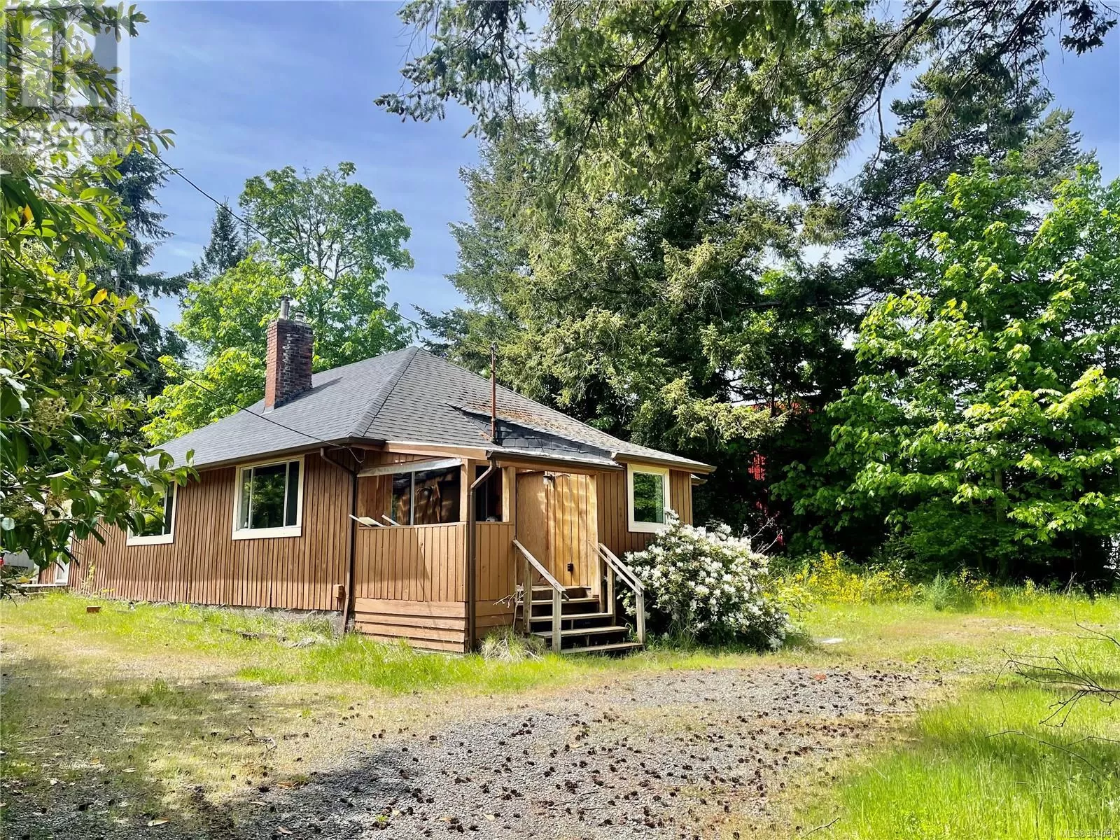 House for rent: 1625 Ryan Rd E, Comox, British Columbia V9M 4C6