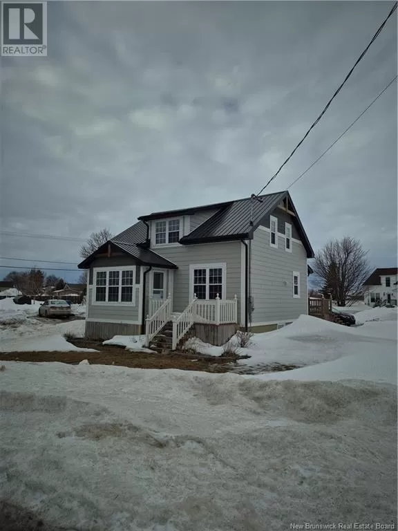 House for rent: 166 Jd Gauthier Boulevard, Shippagan, New Brunswick E8S 1P2