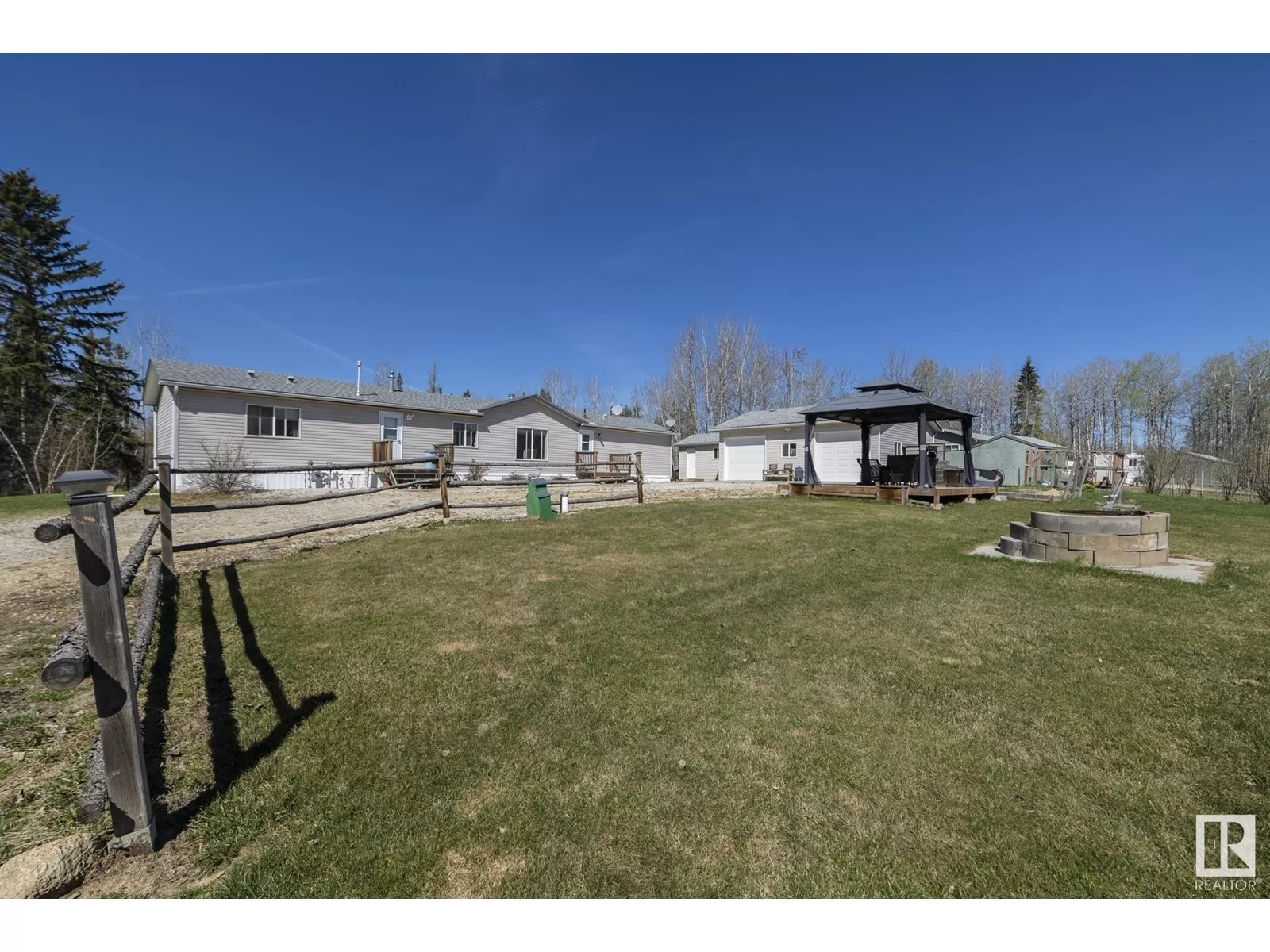 House for rent: #17 54227 Rge Rd 41, Rural Lac Ste. Anne County, Alberta T0E 0A0