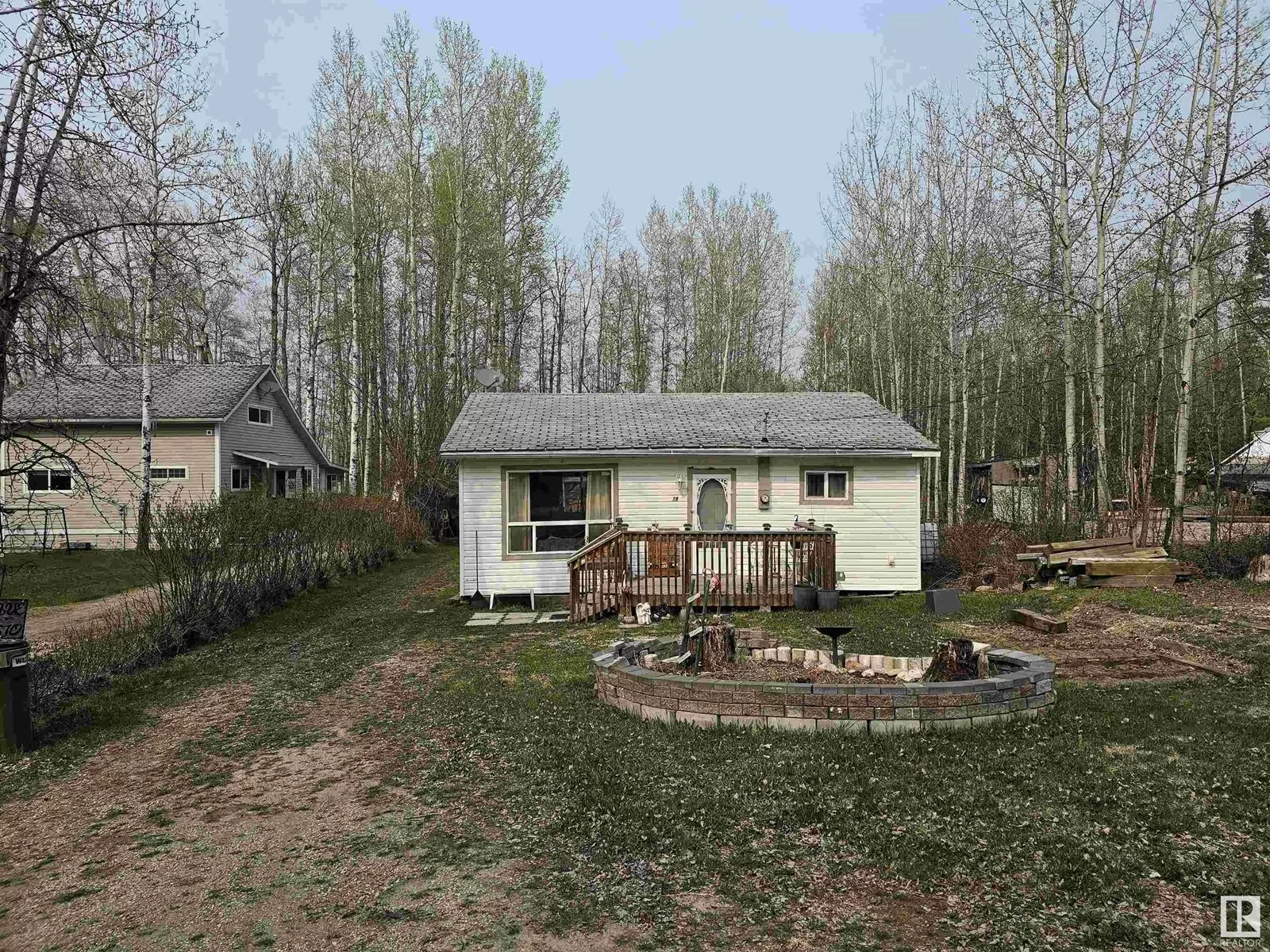 House for rent: 18 Birch Av, Rural Lac Ste. Anne County, Alberta T0E 0H0
