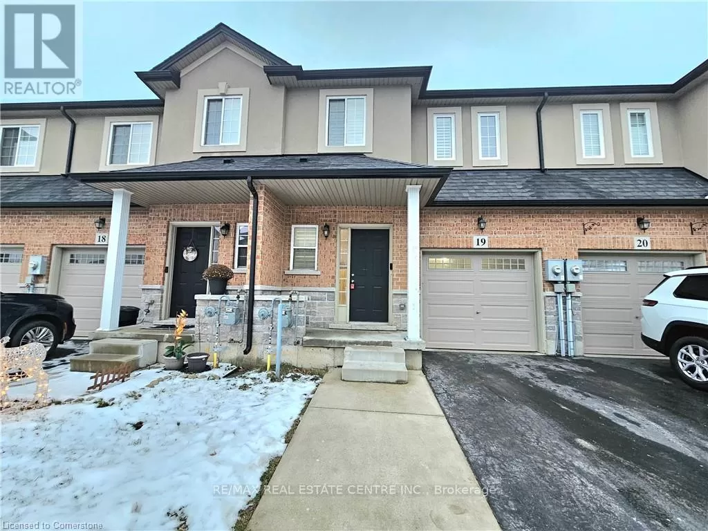 Row / Townhouse for rent: 19 - 9 Hampton Brook Way, Hamilton, Ontario L0R 1W0