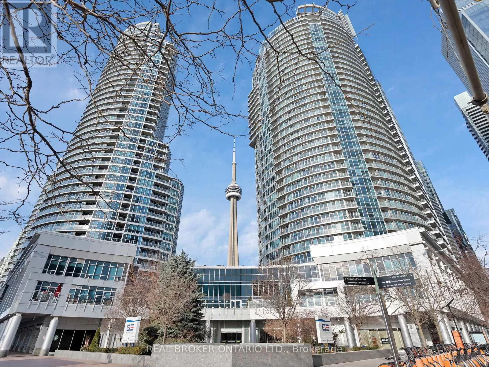 Apartment for rent: 1909 - 208 Queens Quay W, Toronto, Ontario M5J 2Y5